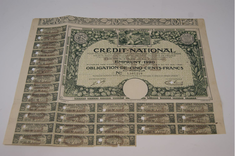 Credit national pour faciliter la réparation des dommages causés par la guerre